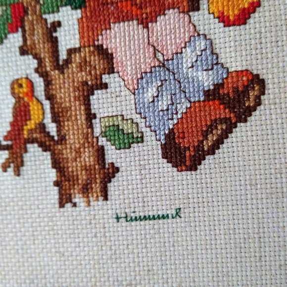 Vintage Hummel NeedlePoint “Boy Lederhosen Peach/Apple Tree Framed - Picture 6 of 7